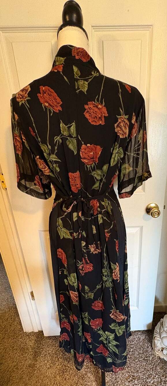 Vintage Whimsygoth 90’s Black Floral Rose Print Keyhole Midi Dress - Picture 2 of 12
